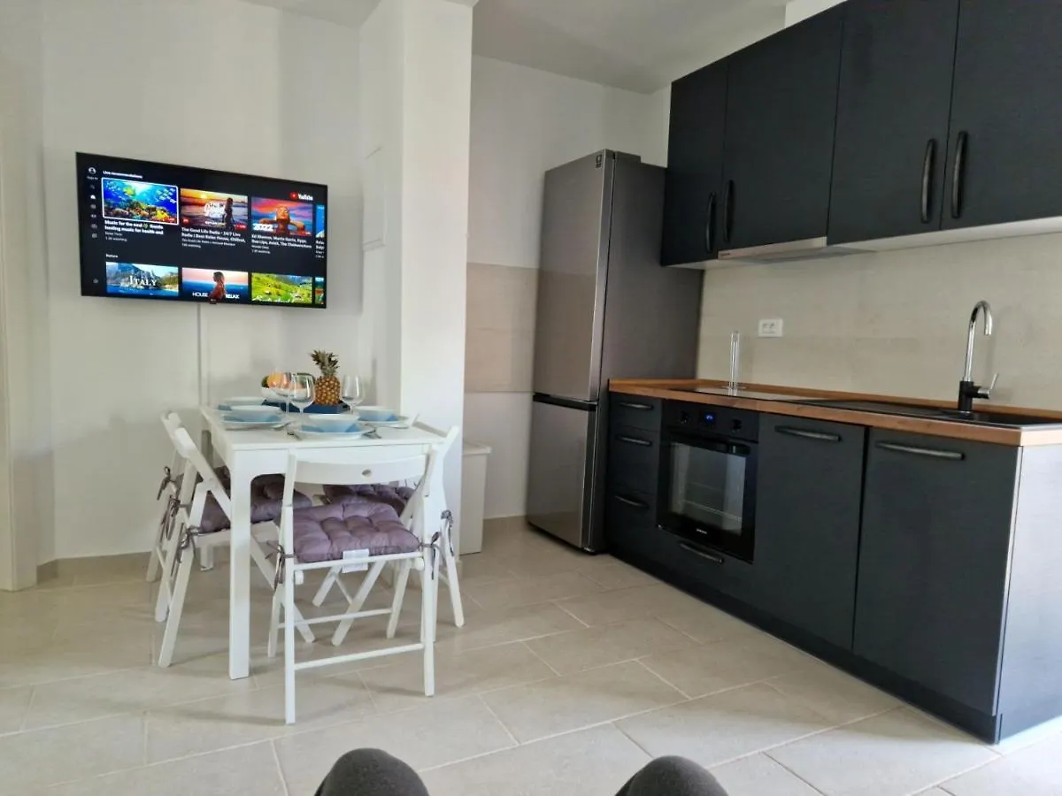 Anna24 Holidays Vantacici Daire